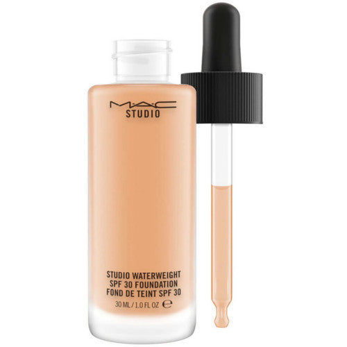 MAC Studio Waterweight SPF 30 tonālais krēms — šķidrs grims 30 ml (NW25) sievietēm