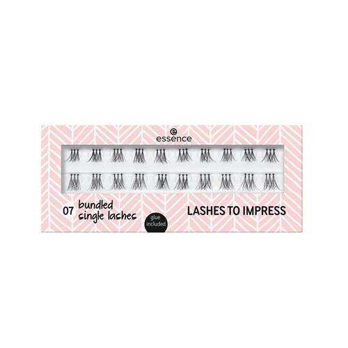 „Essence Lashes To Impress 07“ blakstienų rinkinys